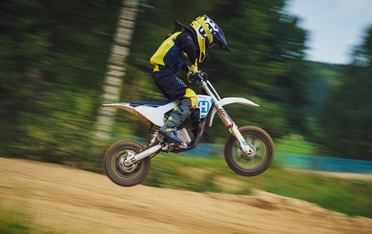 Husqvarna presenta la nuova gamma E-Minicycle 2023